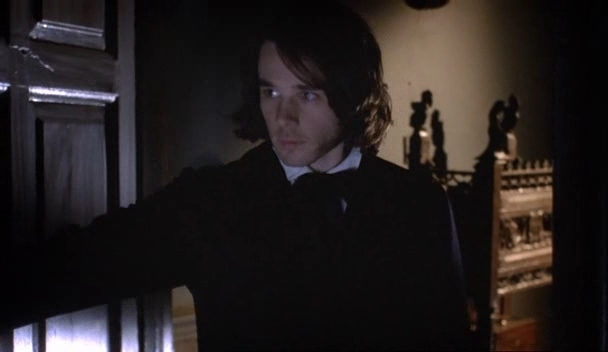 Charmed-Online-dot-nl_Fingersmith-ep2-207.jpg