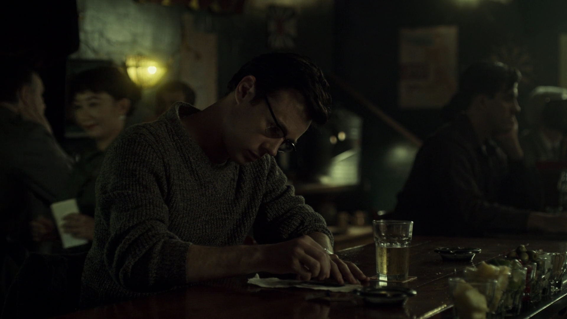 Charmed-Online_nl-dot-nl_ManInTheHighCastle1x01-0877.jpg
