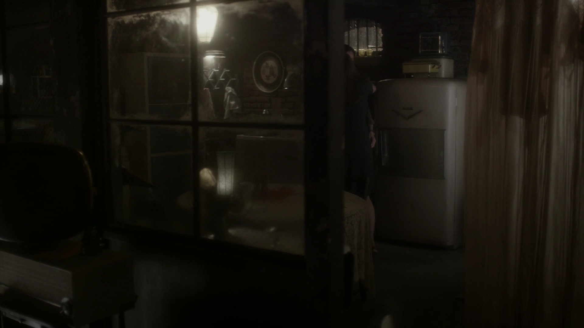 Charmed-Online-dot-nl_TheManInTheHighCastle1x07-0257.jpg