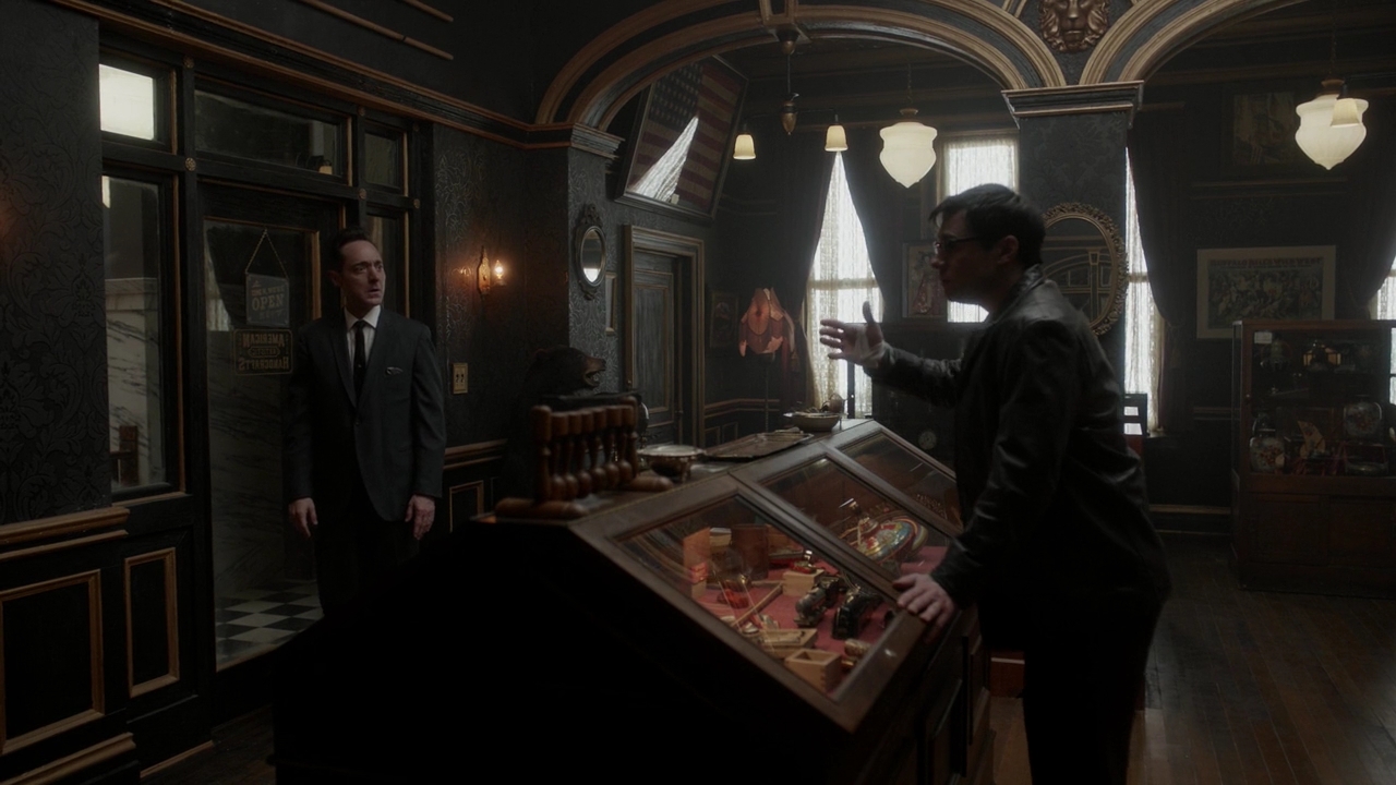 Charmed-Online-dot-nl_TheManInTheHighCastle2x01-1808.jpg