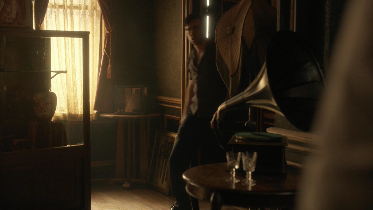 Charmed-Online-dot-nl_TheManInTheHighCastle2x09-0065.jpg