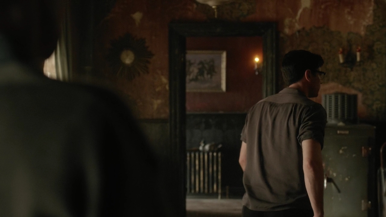 Charmed-Online-dot-nl_TheManInTheHighCastle2x09-1978.jpg