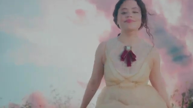 Charmed-Online-dot-nl_SarahJeffery-EvenTheStars0046.jpg