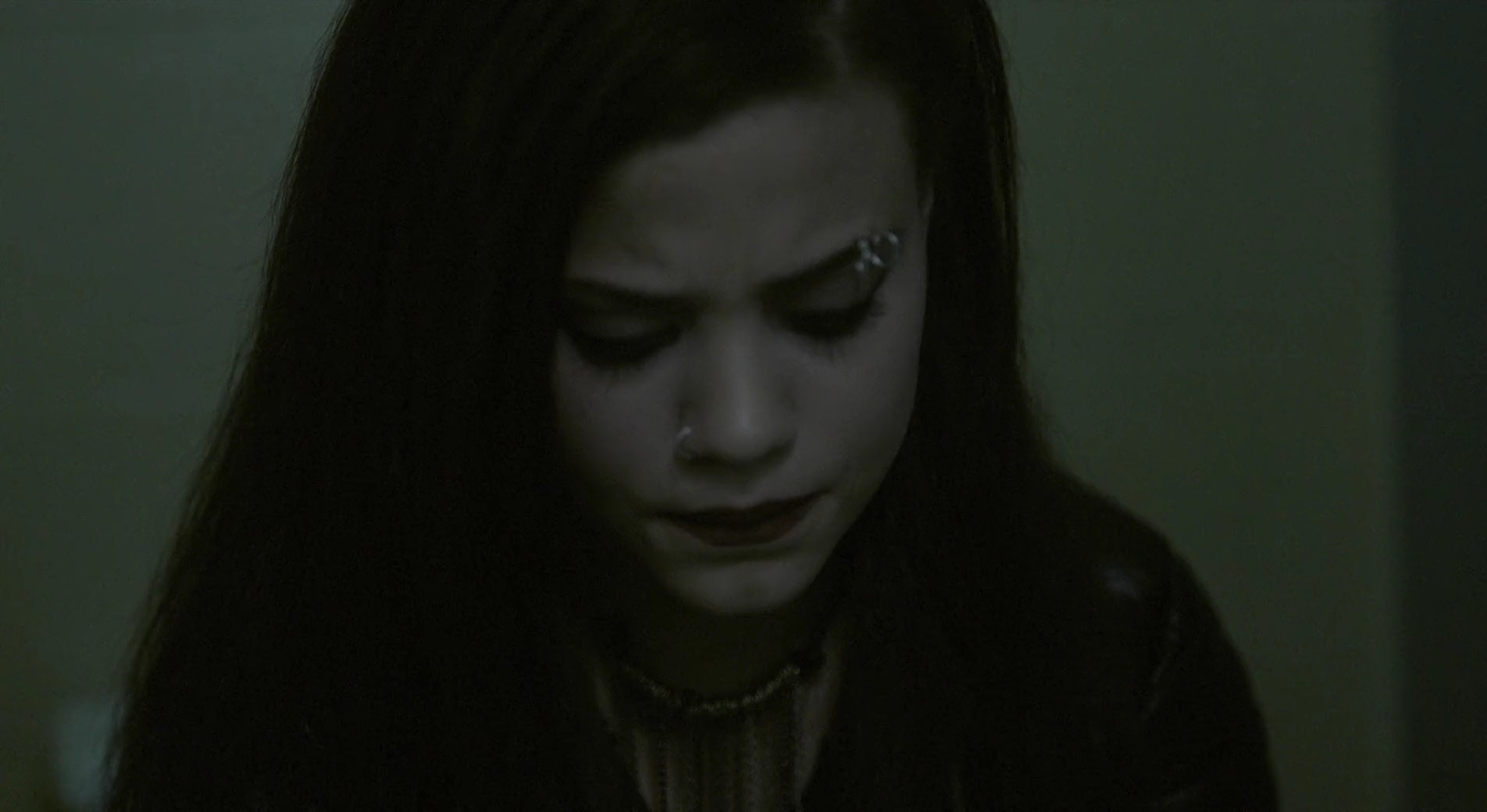 Charmed-Online-dot-nl_AcrossTheLine0775.jpg