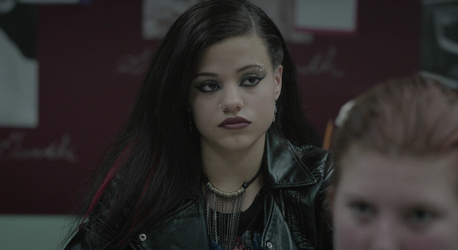 Charmed-Online-dot-nl_AcrossTheLine1924.jpg Charmed-Online-dot-nl_AcrossTheLine1924.jpg