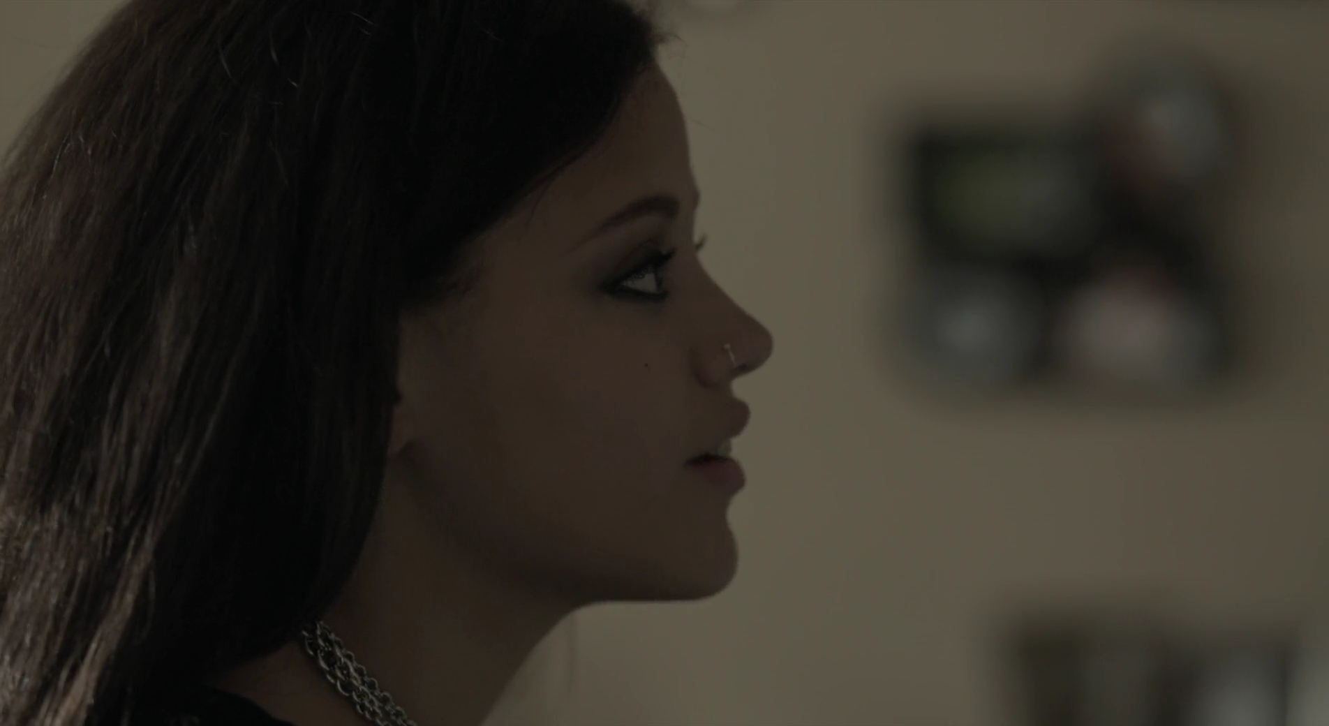 Charmed-Online-dot-nl_AcrossTheLine3565.jpg