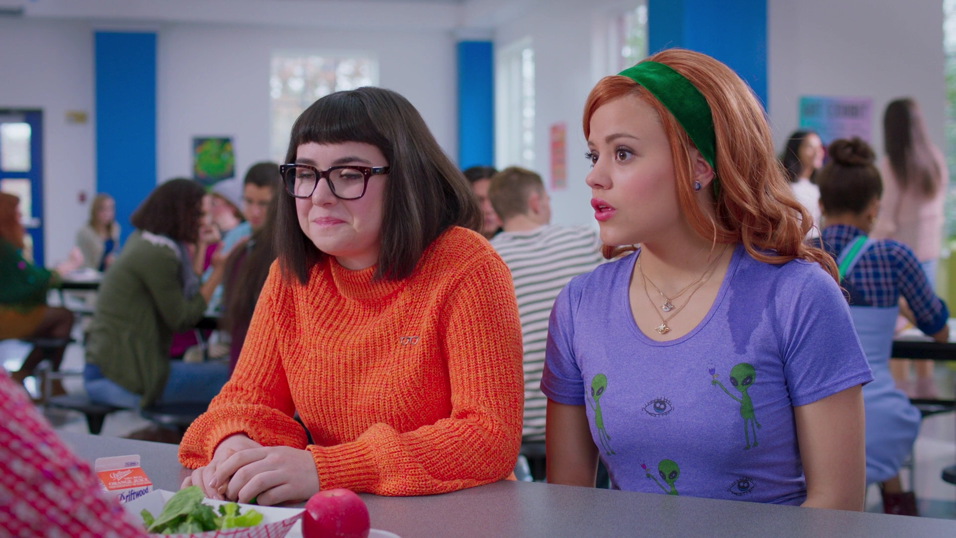 Charmed-Online-dot-nl_DaphneAndVelma1710.jpg