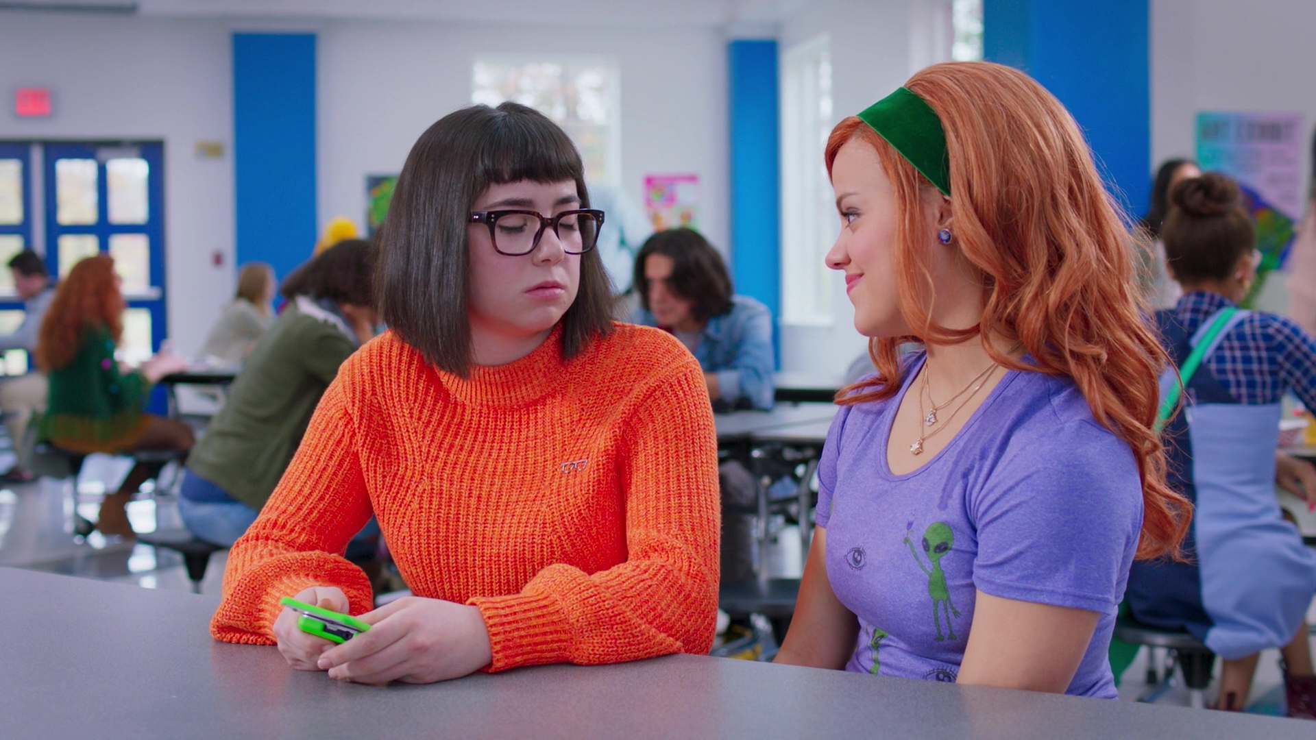 Charmed-Online-dot-nl_DaphneAndVelma1818.jpg
