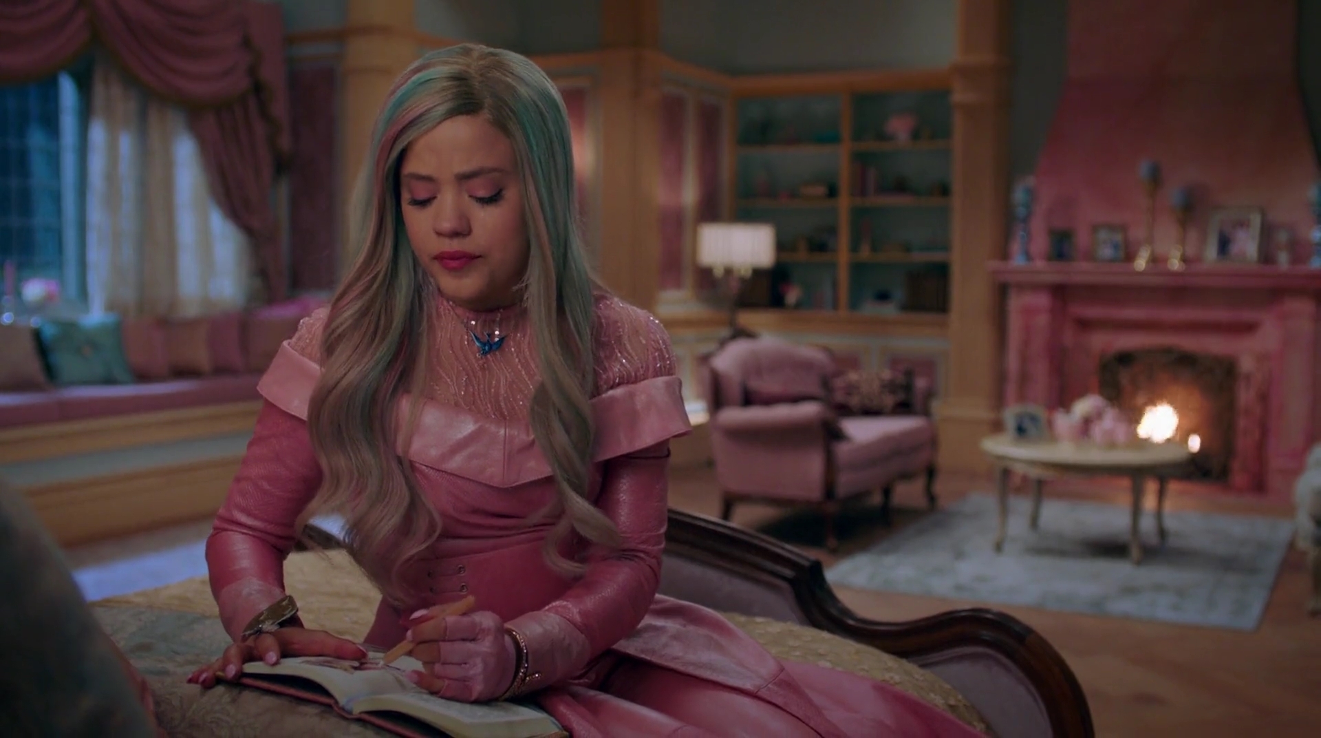 Charmed-Online-dot-nl_Descendants3-01033.jpg