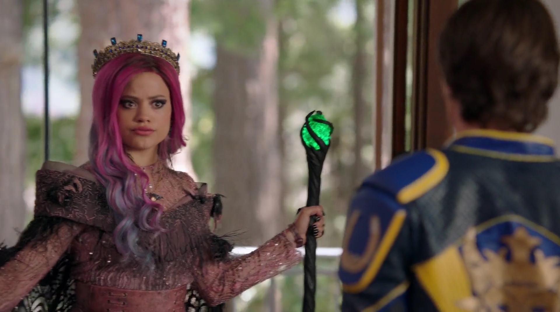 Charmed-Online-dot-nl_Descendants3-01982.jpg Charmed-Online-dot-nl_Descendants3-01982.jpg