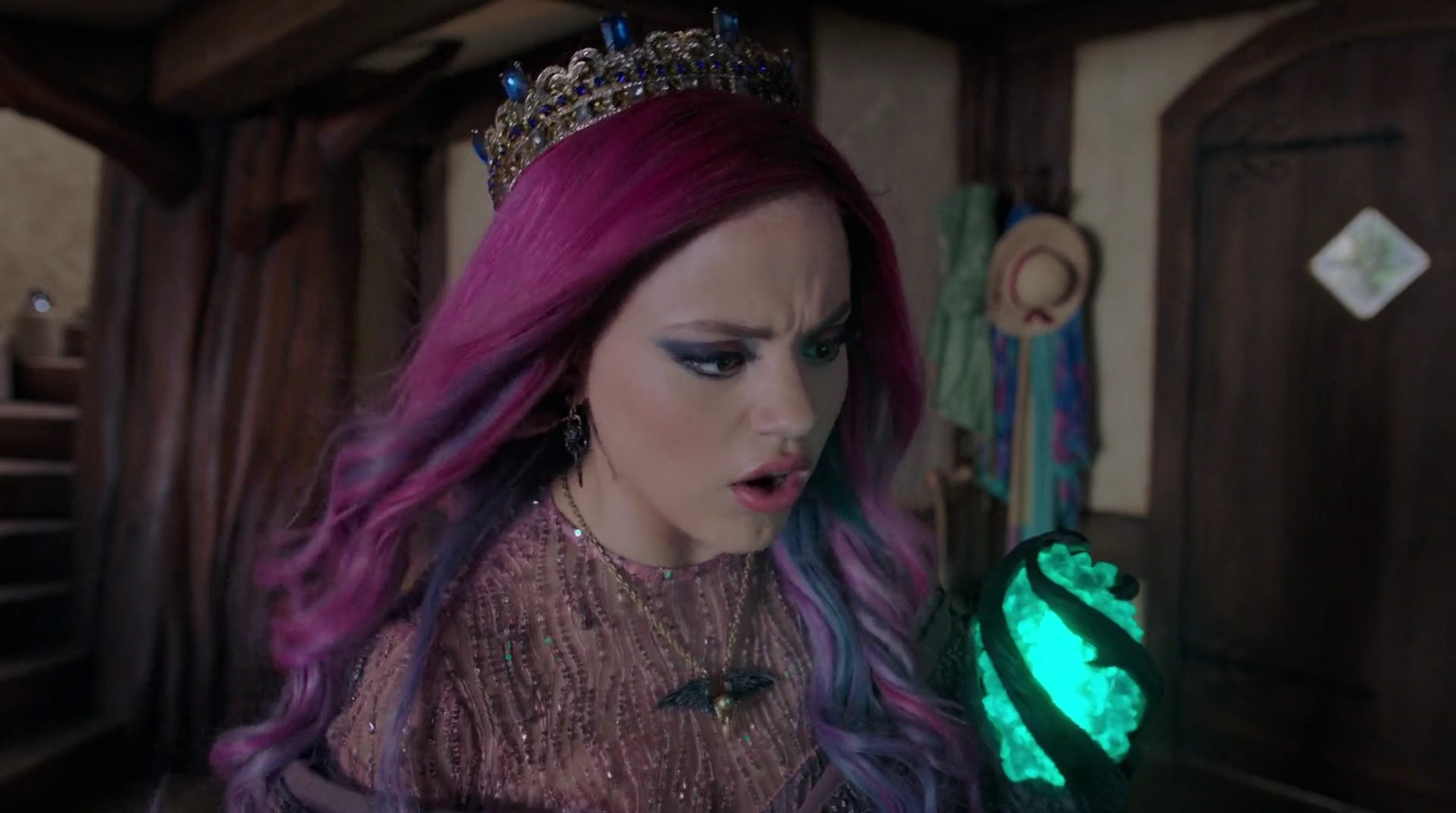 Charmed-Online-dot-nl_Descendants3-02379.jpg Charmed-Online-dot-nl_Descendants3-02379.jpg