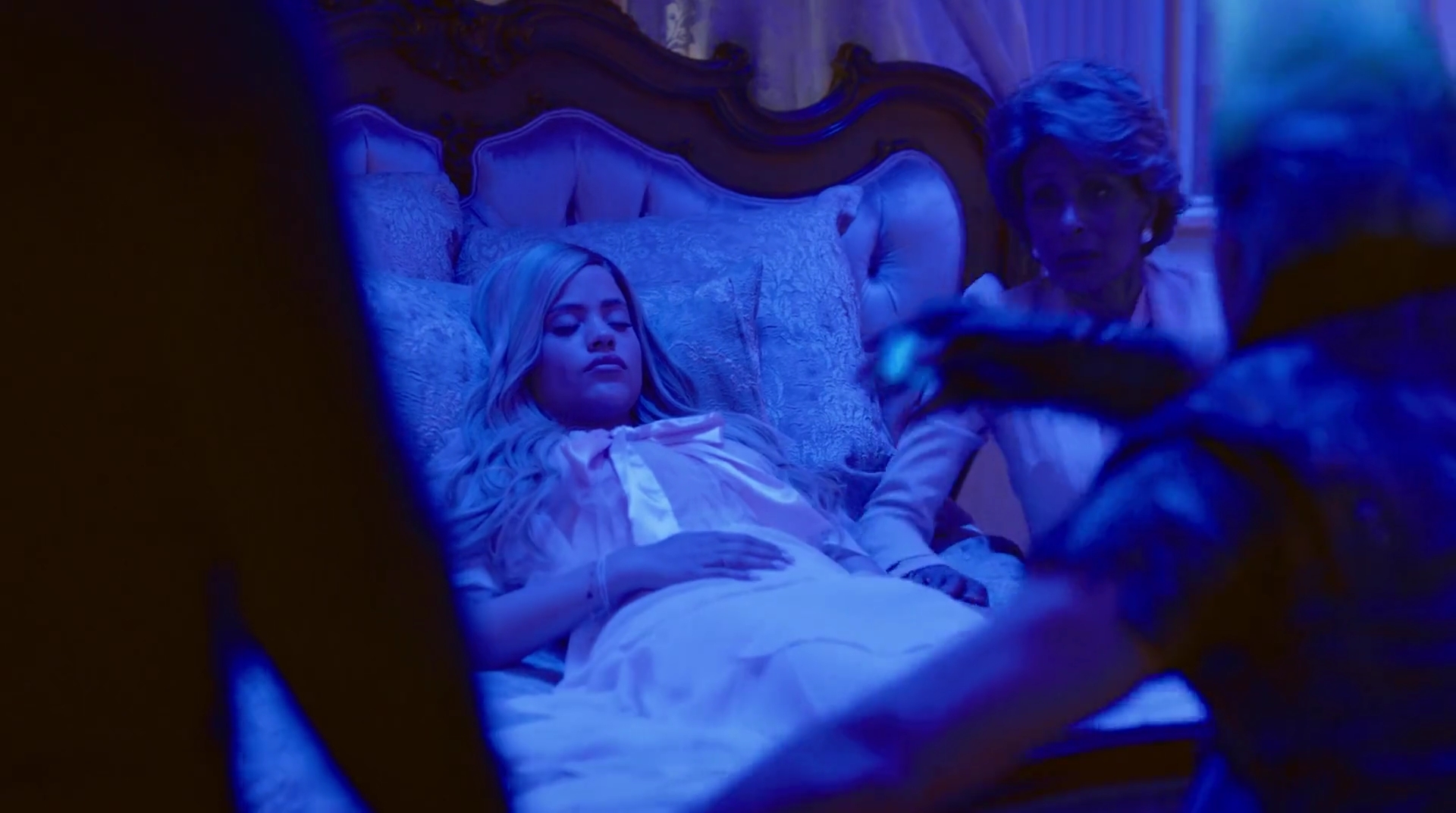 Charmed-Online-dot-nl_Descendants3-02993.jpg Charmed-Online-dot-nl_Descendants3-02993.jpg