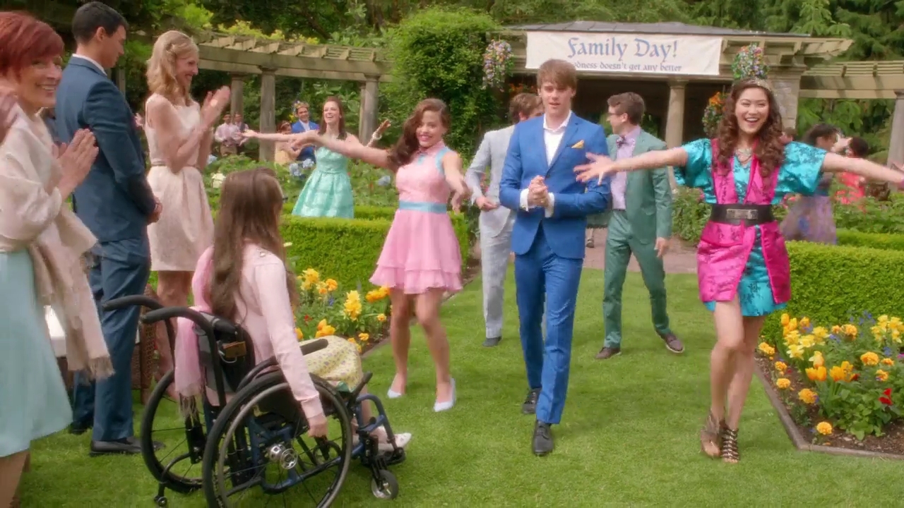 Charmed-Online-dot-nl_Descendants4987.jpg