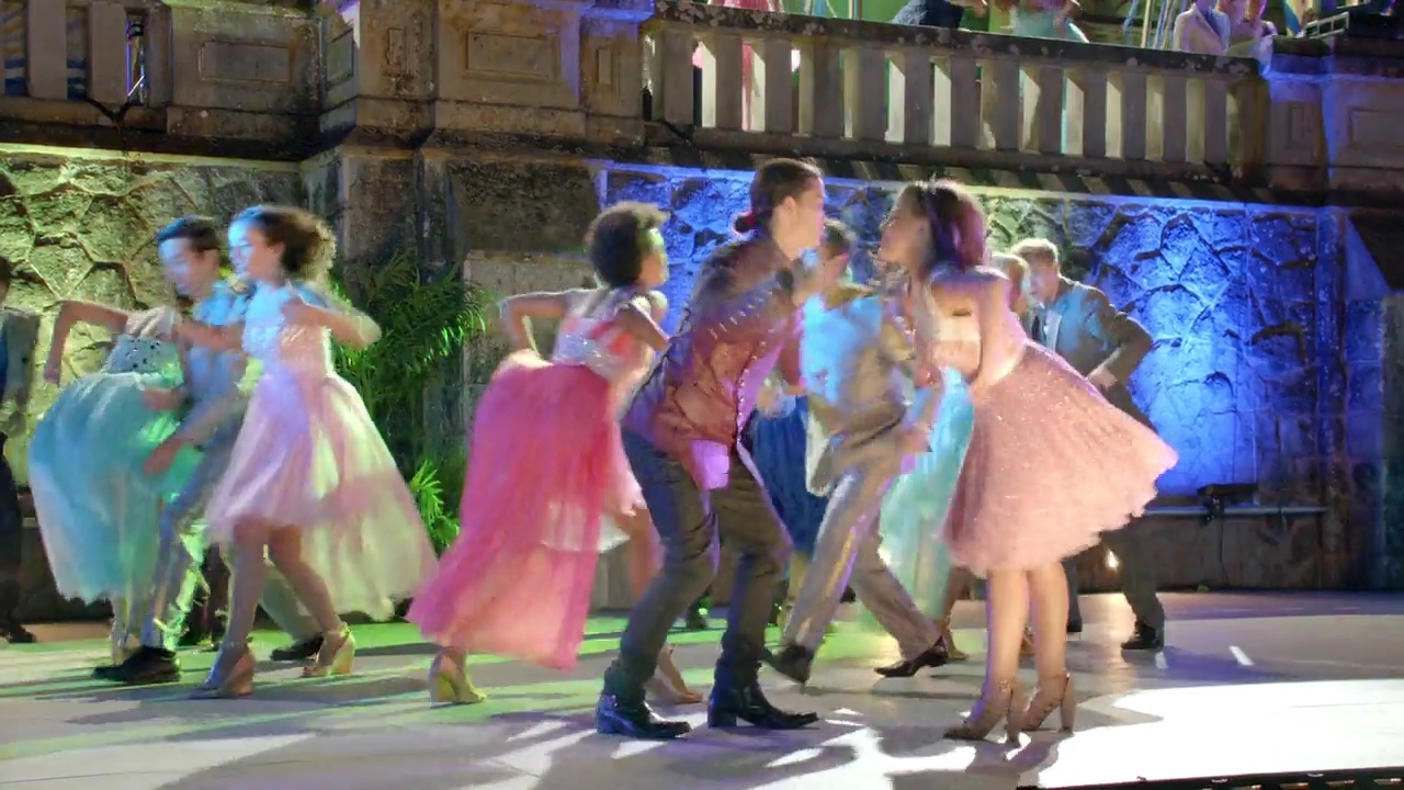 Charmed-Online-dot-nl_Descendants6505.jpg