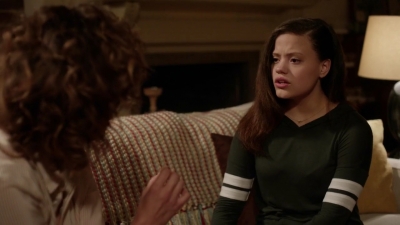 Charmed-Online-dot-nl_ShadesOfBlue2x06-2190.jpg