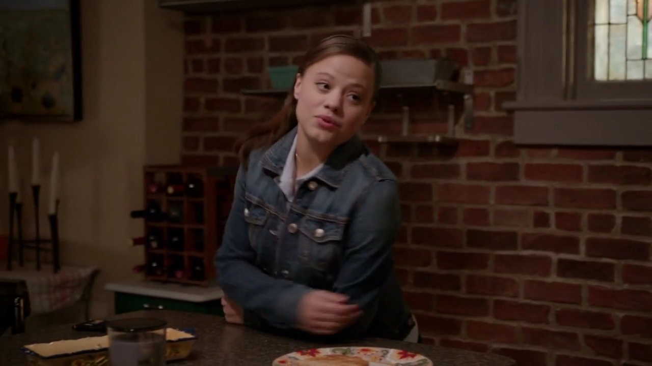 Charmed-Online-dot-nl_ShadesOfBlue2x09-0377.jpg