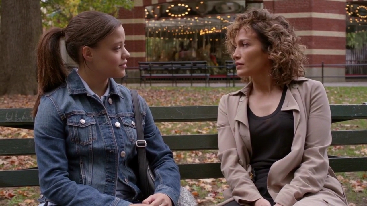 Charmed-Online-dot-nl_ShadesOfBlue2x09-0526.jpg