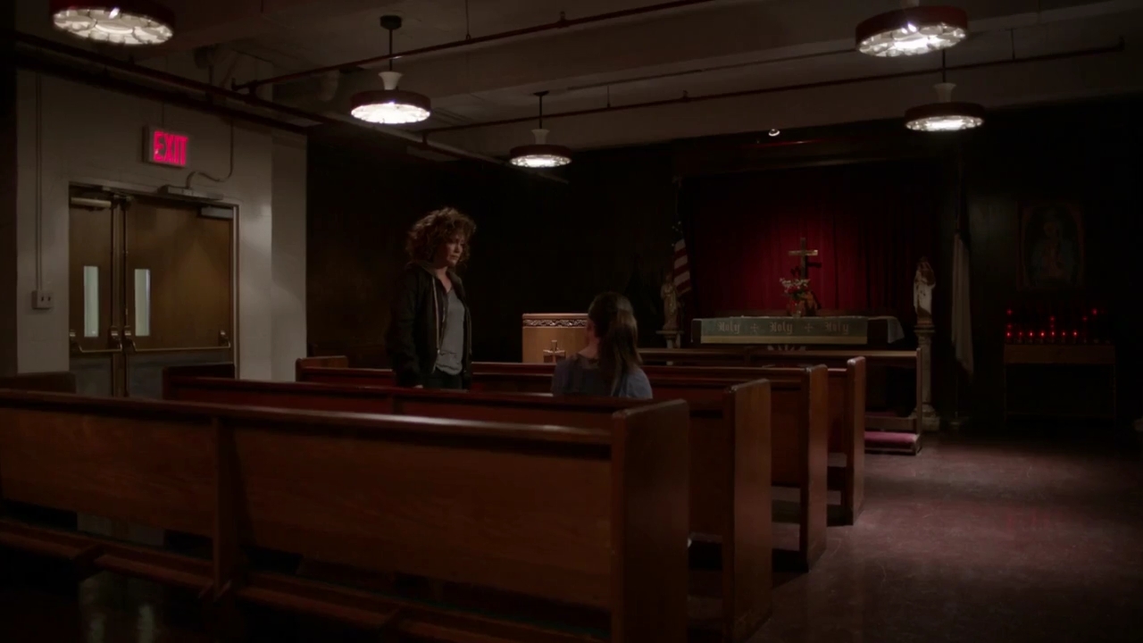 Charmed-Online-dot-nl_ShadesOfBlue2x09-2077.jpg