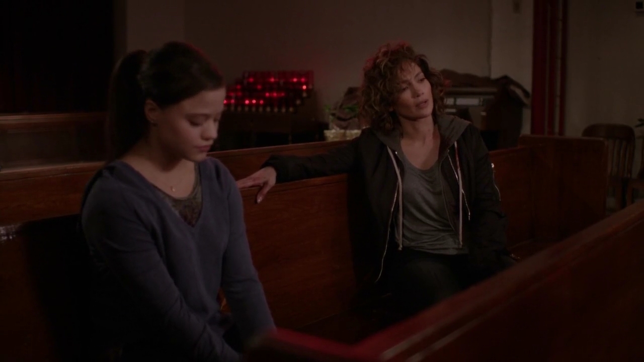 Charmed-Online-dot-nl_ShadesOfBlue2x09-2091.jpg