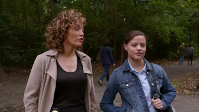 Charmed-Online-dot-nl_ShadesOfBlue2x09-0477.jpg