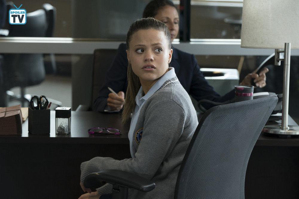 3x05-010.jpg
