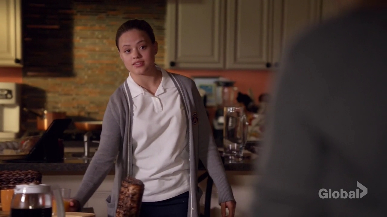 Charmed-Online-dot-nl_ShadesOfBlue3x02-0058.jpg