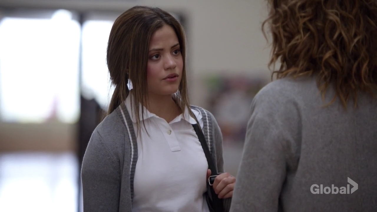 Charmed-Online-dot-nl_ShadesOfBlue3x02-0372.jpg