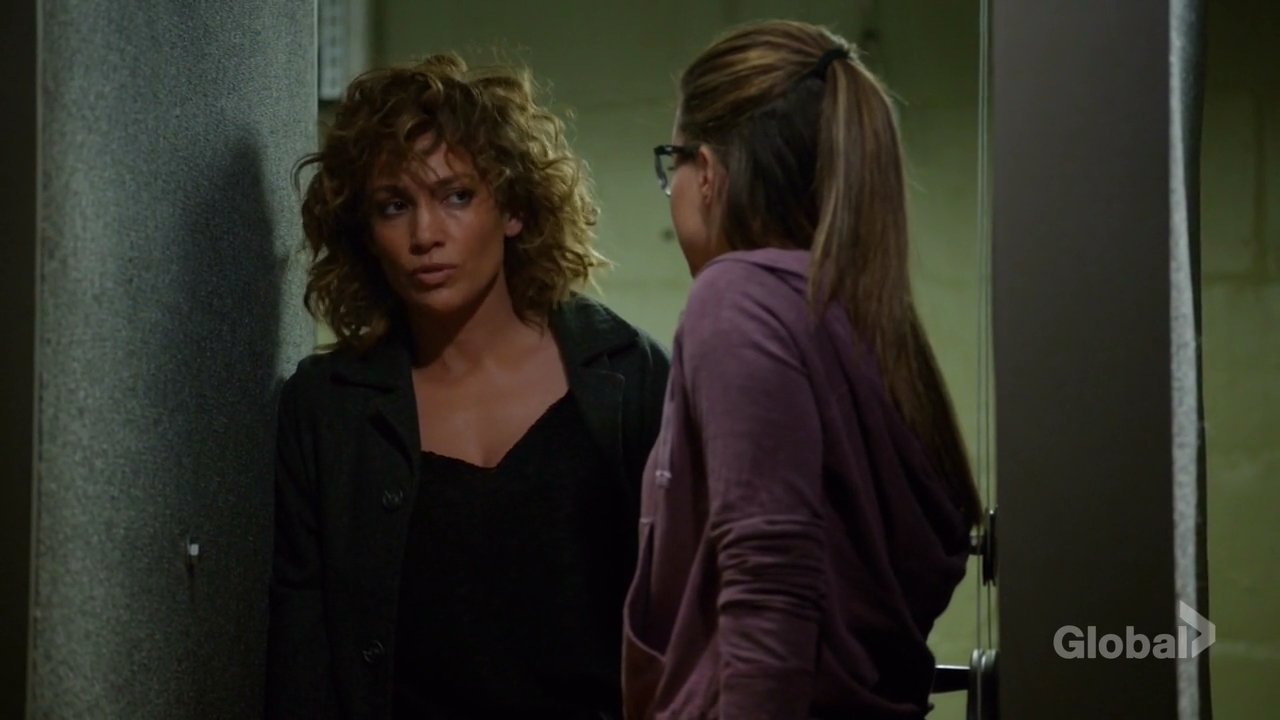 Charmed-Online-dot-nl_ShadesOfBlue3x03-0955.jpg