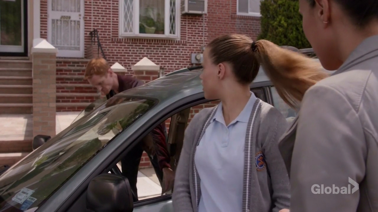 Charmed-Online-dot-nl_ShadesOfBlue3x05-0841.jpg