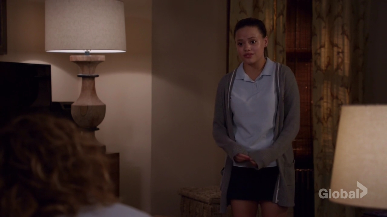 Charmed-Online-dot-nl_ShadesOfBlue3x05-2029.jpg