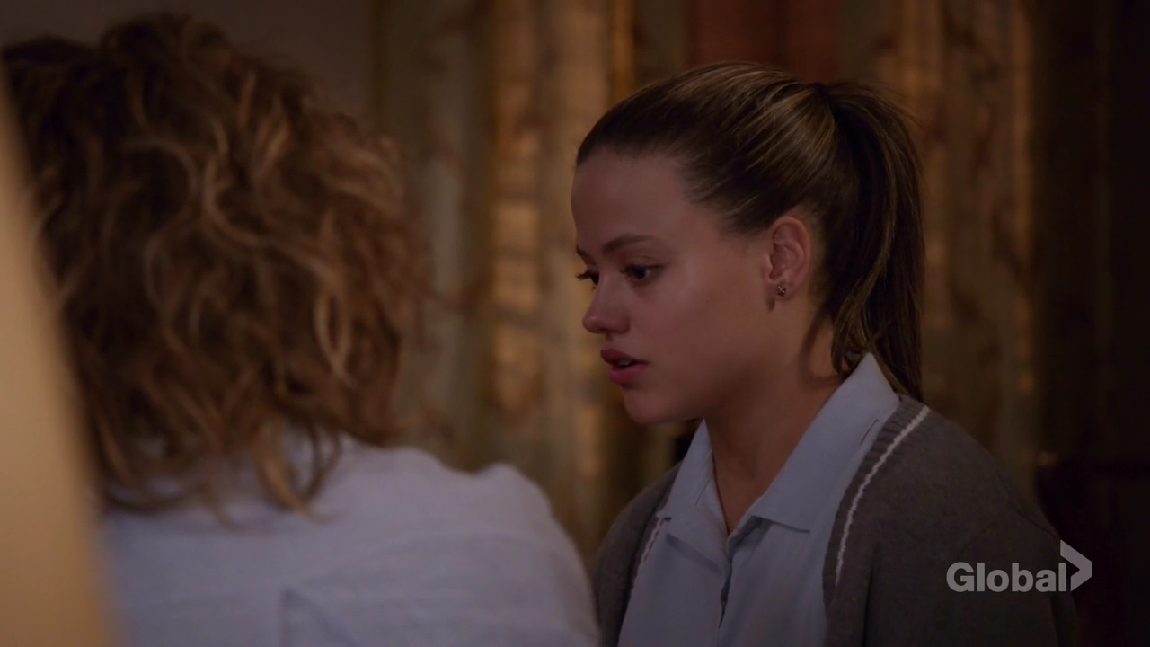 Charmed-Online-dot-nl_ShadesOfBlue3x05-2089.jpg