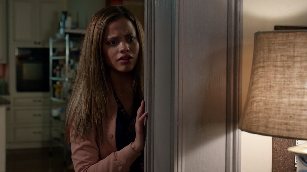 Charmed-Online-dot-nl_ShadesOfBlue3x09-2155.jpg