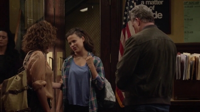 Charmed-Online-dot-nl_ShadesOfBlue1x02-1224.jpg