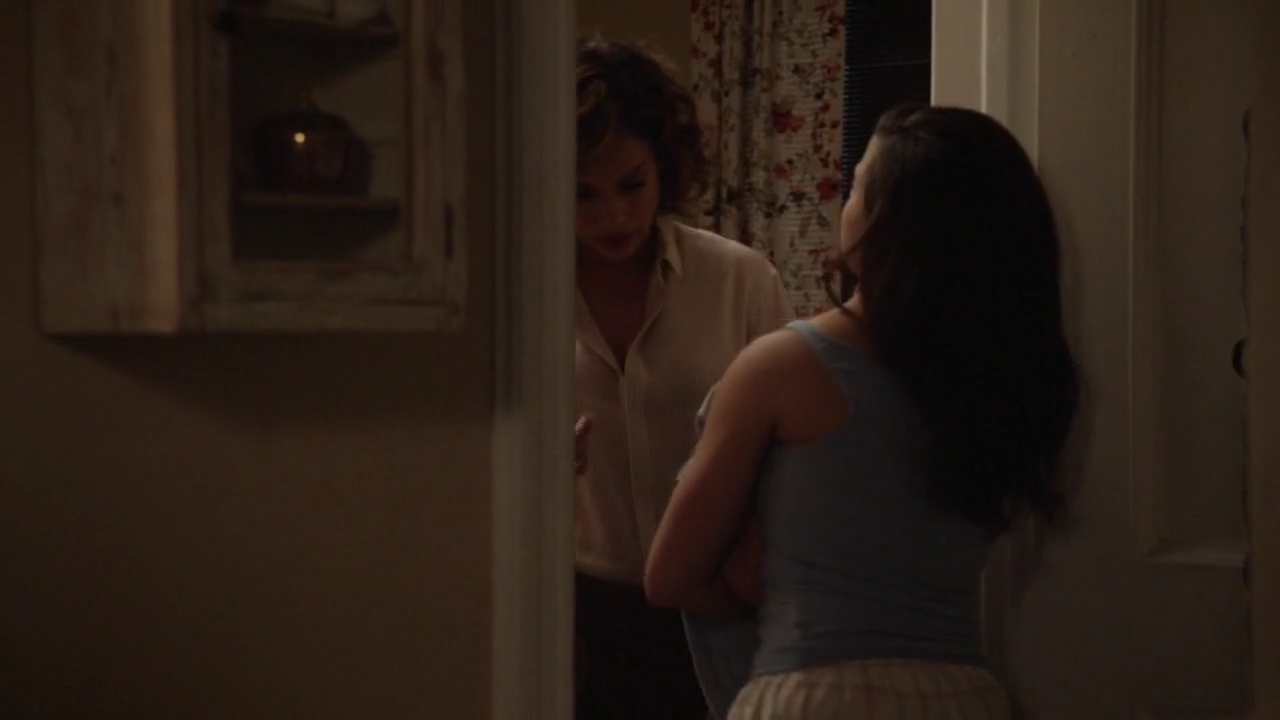 Charmed-Online-dot-nl_ShadesOfBlue1x05-2171.jpg