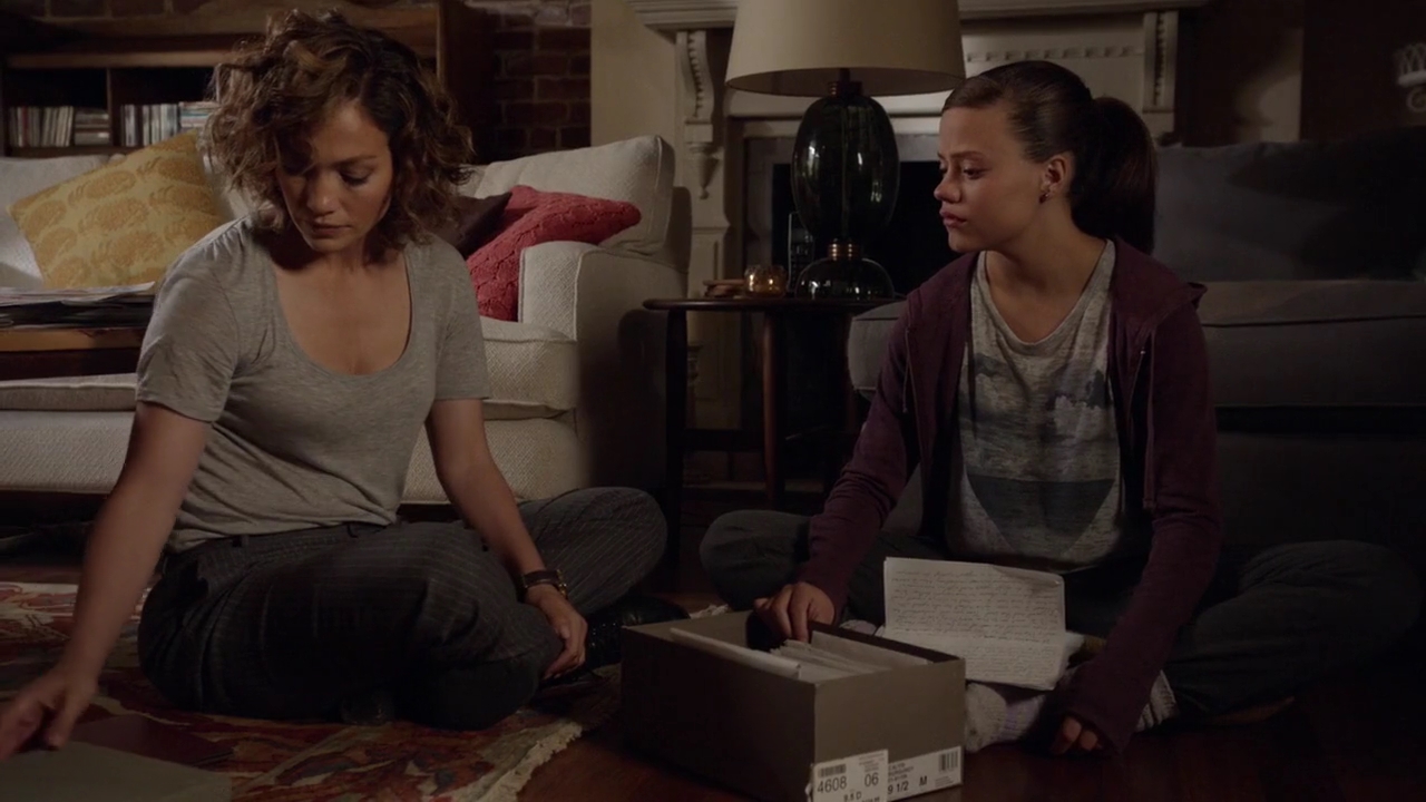 Charmed-Online-dot-nl_ShadesOfBlue1x06-1808.jpg