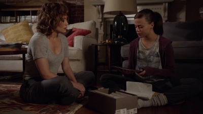 Charmed-Online-dot-nl_ShadesOfBlue1x06-1816.jpg