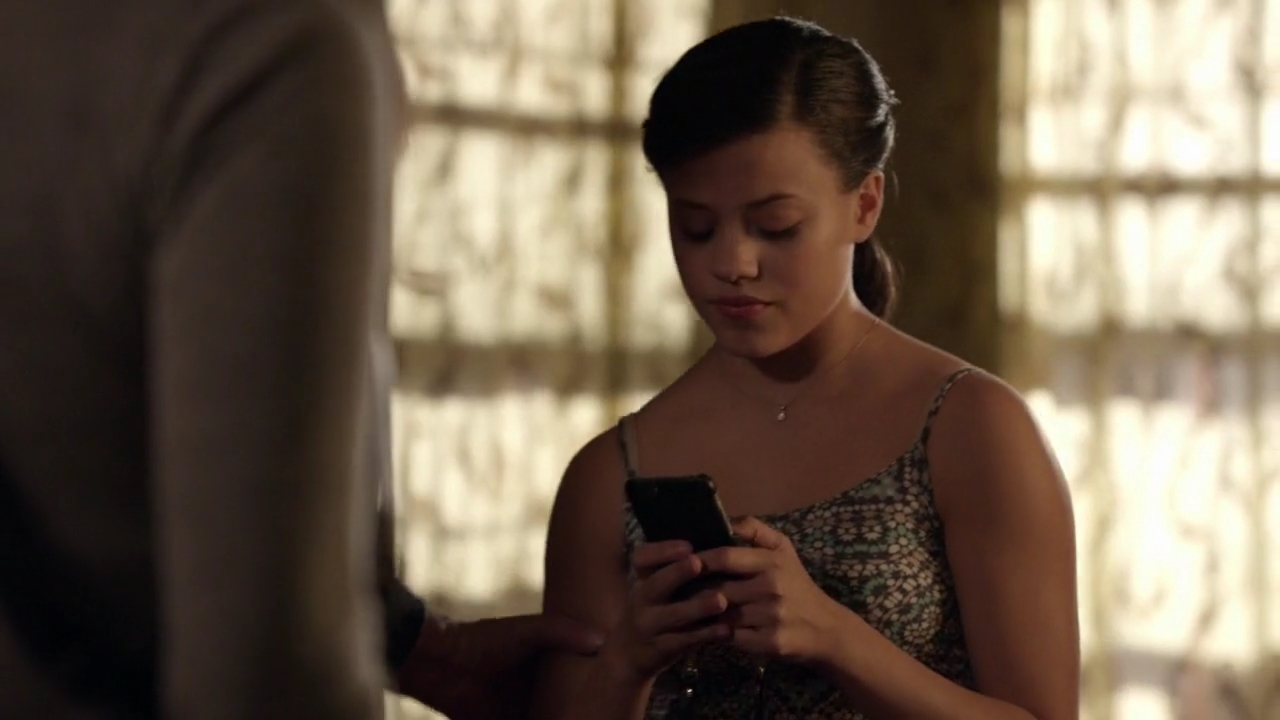 Charmed-Online-dot-nl_ShadesOfBlue1x08-1229.jpg Charmed-Online-dot-nl_ShadesOfBlue1x08-1229.jpg