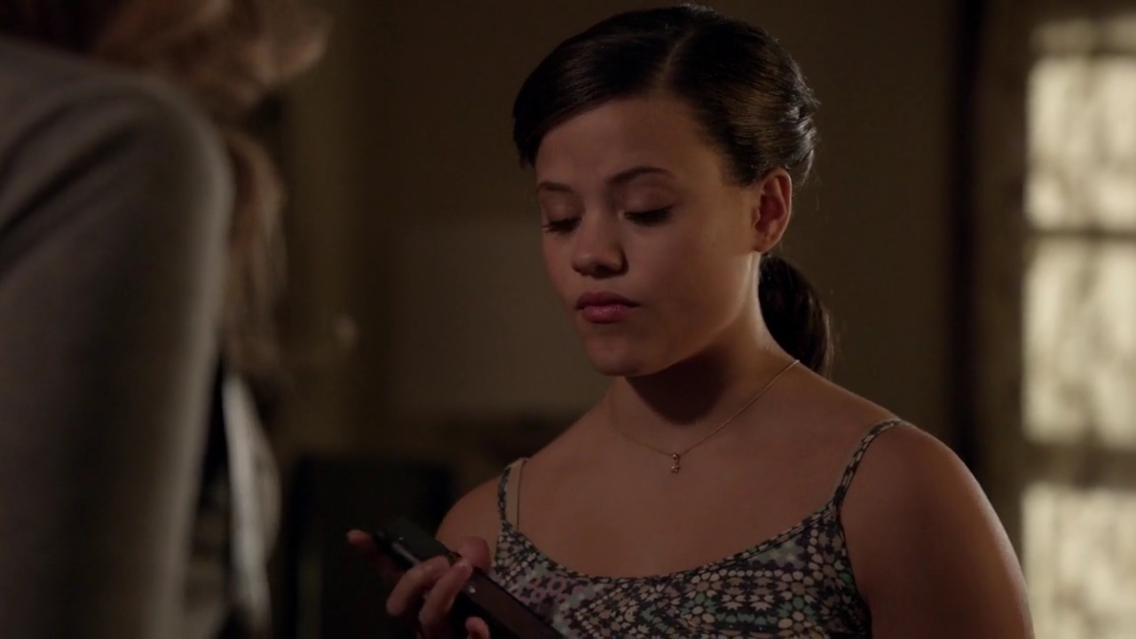 Charmed-Online-dot-nl_ShadesOfBlue1x08-1233.jpg