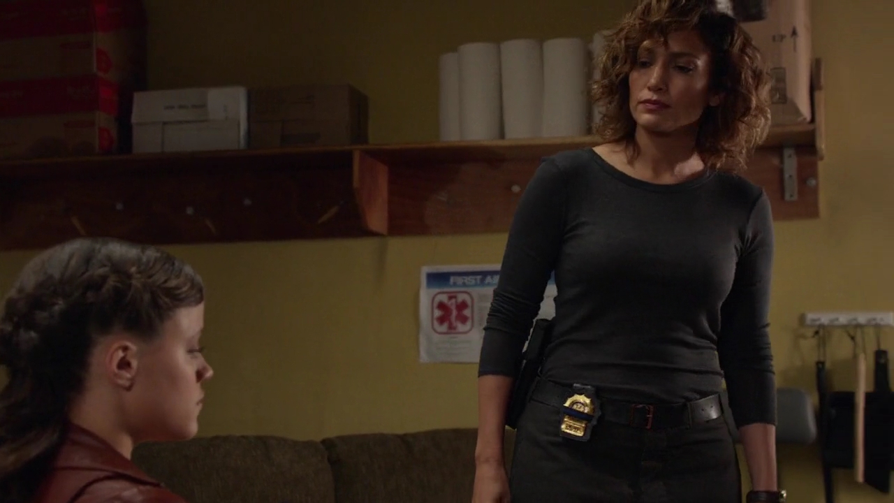 Charmed-Online-dot-nl_ShadesOfBlue1x08-1537.jpg