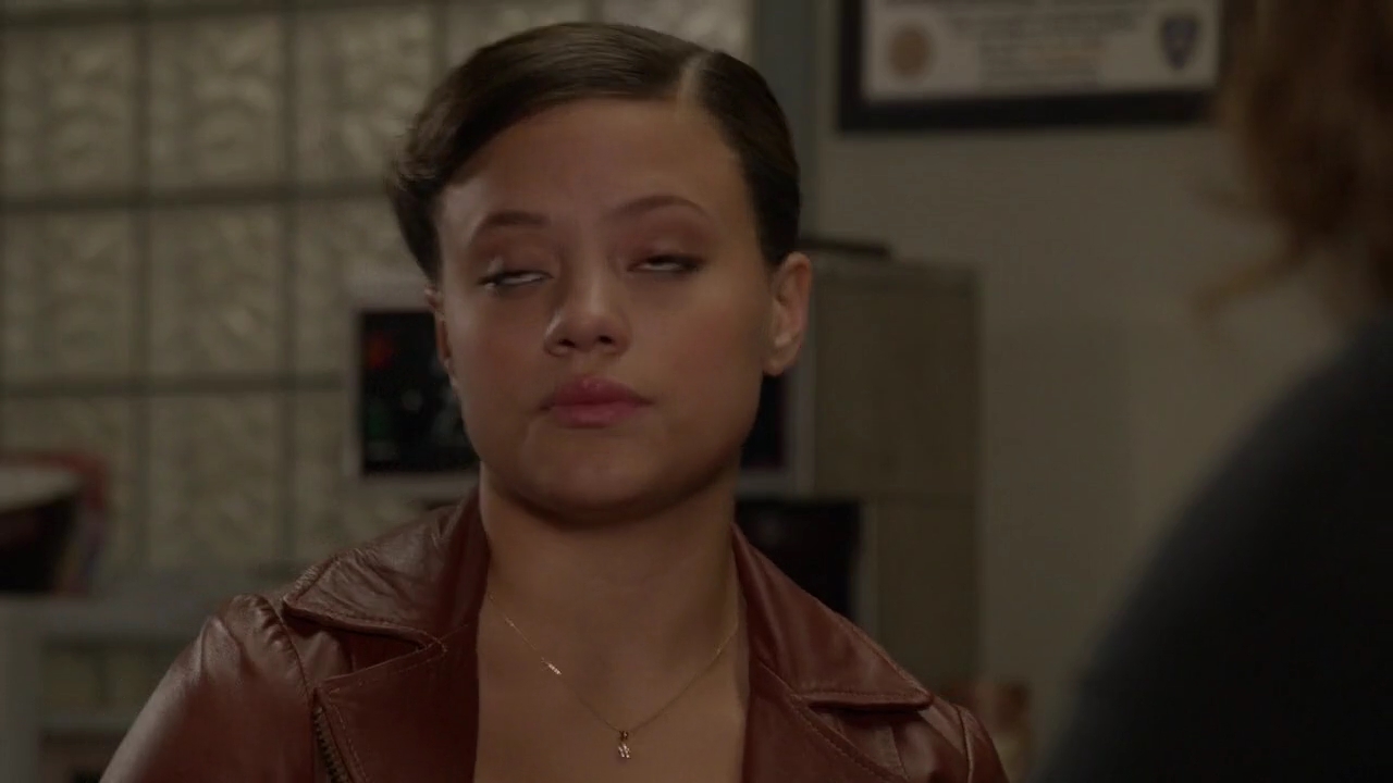 Charmed-Online-dot-nl_ShadesOfBlue1x08-1580.jpg Charmed-Online-dot-nl_ShadesOfBlue1x08-1580.jpg