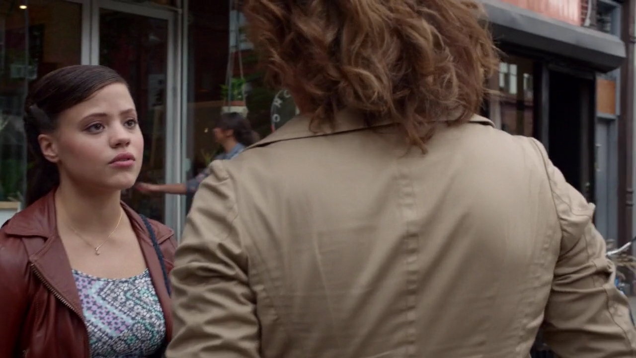 Charmed-Online-dot-nl_ShadesOfBlue1x08-2238.jpg