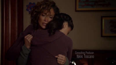 Charmed-Online-dot-nl_ShadesOfBlue1x08-0456.jpg