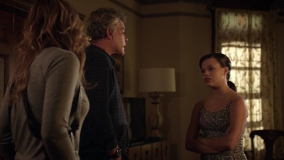 Charmed-Online-dot-nl_ShadesOfBlue1x08-1193.jpg