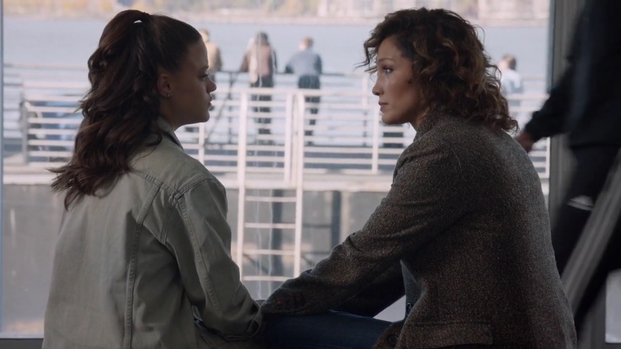 Charmed-Online-dot-nl_ShadesOfBlue1x13-1813.jpg