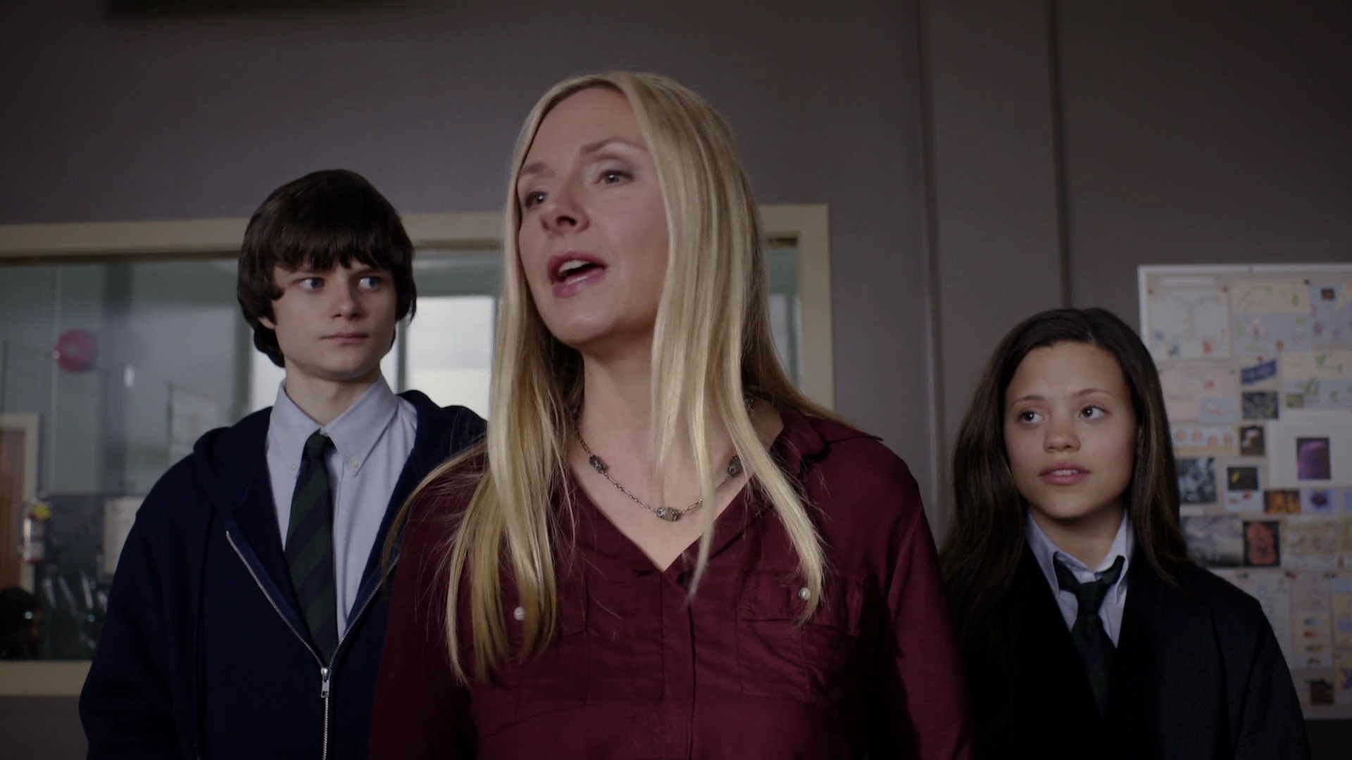 Charmed-Online-dot-nl_WaywardPines1x07-0814.jpg