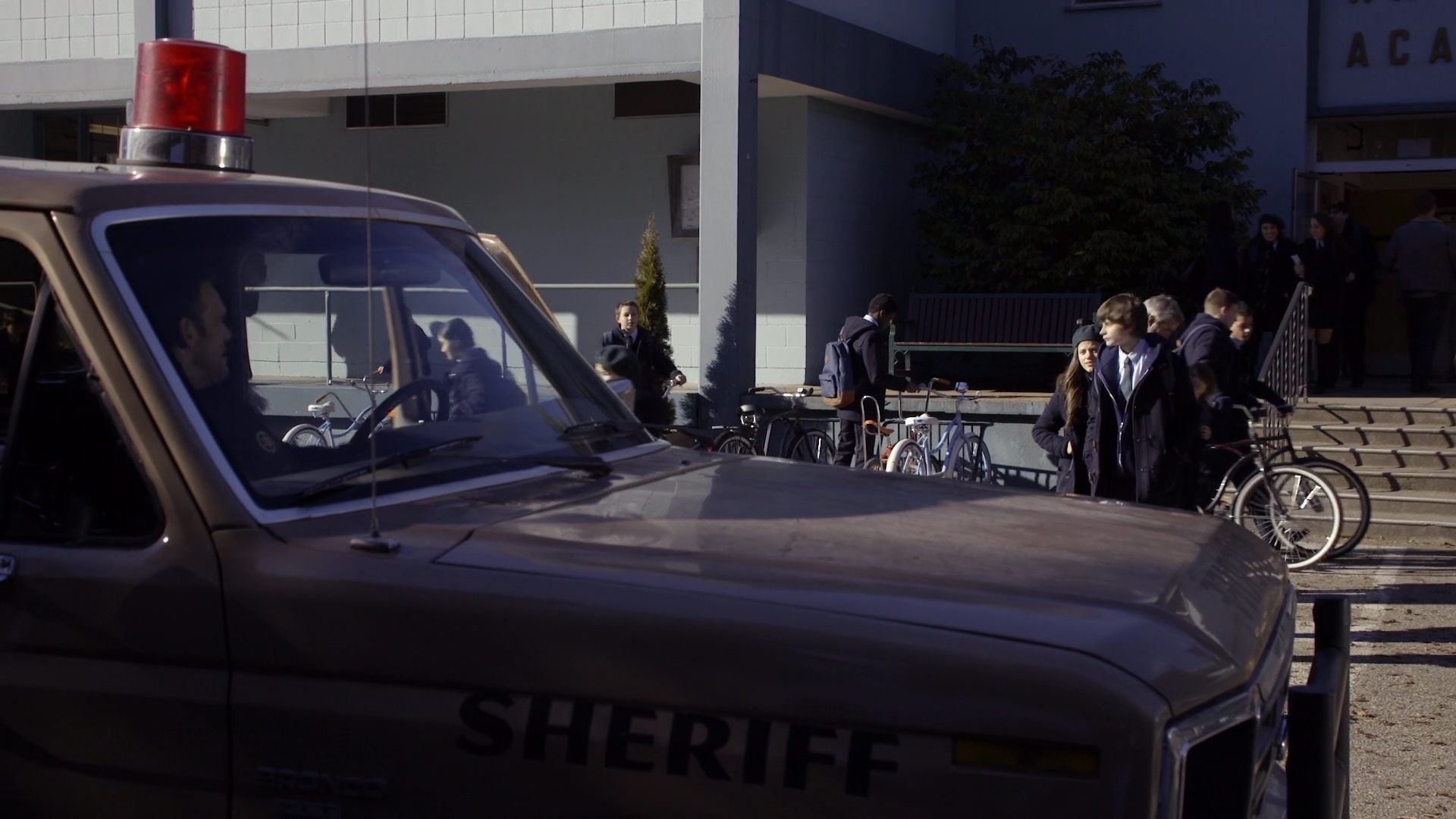 Charmed-Online-dot-nl_WaywardPines1x07-1889.jpg