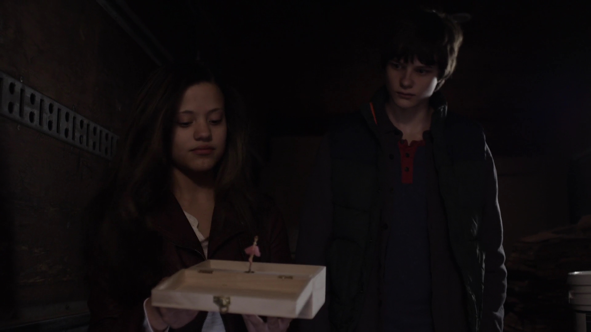 Charmed-Online-dot-nl_WaywardPines1x07-2397.jpg