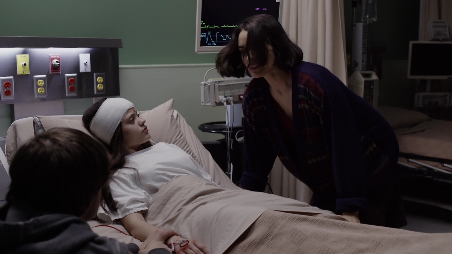 Charmed-Online-dot-nl_WaywardPines1x10-0288.jpg