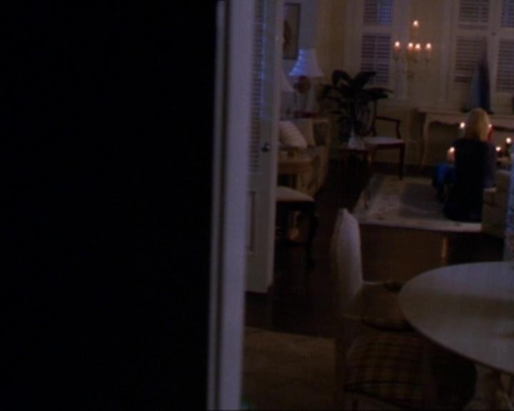 Charmed-Online_dot_net-1x01SomethingWiccaThisWayComes0073.jpg