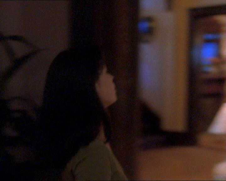 Charmed-Online_dot_net-1x01SomethingWiccaThisWayComes0133.jpg Charmed-Online_dot_net-1x01SomethingWiccaThisWayComes0133.jpg